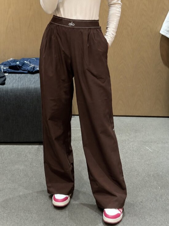 ALO Yoga Pants - Brand New🥨ALO Yoga Suit Up Trousers Espresso Brown | Regular 30“